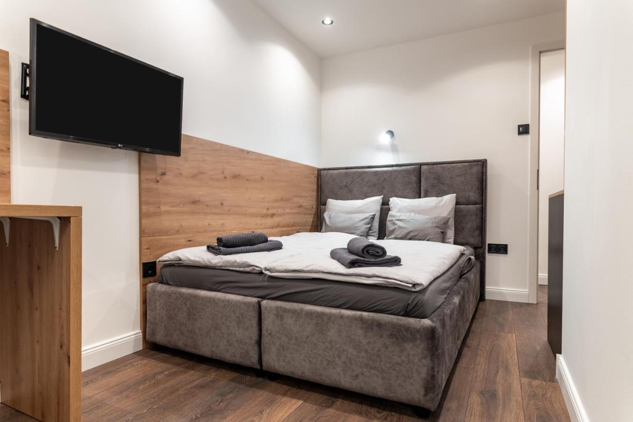 Downtown Luxury By Stlcz With 2 Bathrooms 布达佩斯 外观 照片