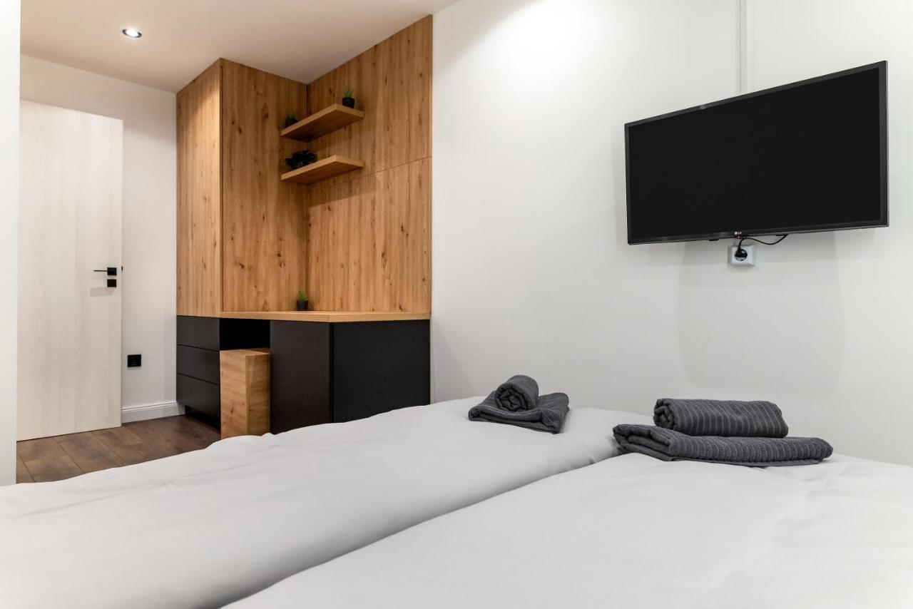 Downtown Luxury By Stlcz With 2 Bathrooms 布达佩斯 外观 照片